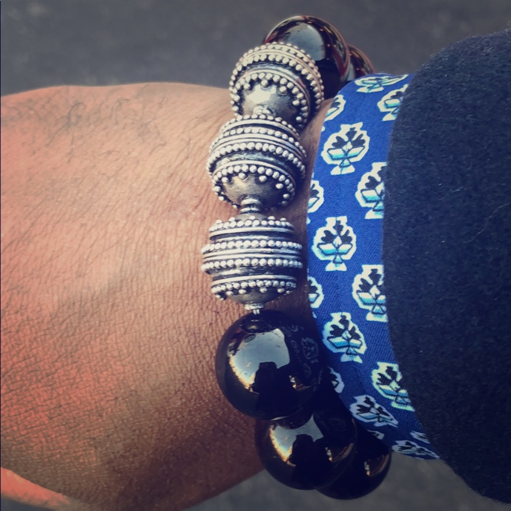 Garnet beaded men’s bracelet with sterling silver